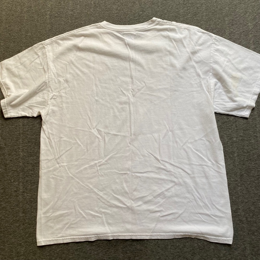 THRASHED Town Branch Bourbon T-Shirt Mens XL White Gildan Cotton Distillery Tee - Picture 9 of 9